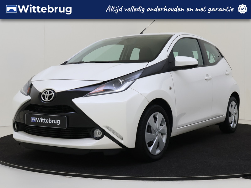 Toyota Aygo 1.0 VVT-i x-play 5 deurs