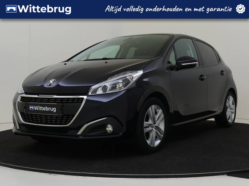 Peugeot 208 1.2 110PK Signature |