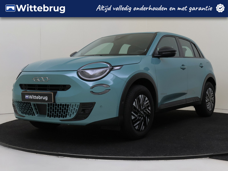 Fiat 600 1.2 Hybrid 136 Urban Automaat