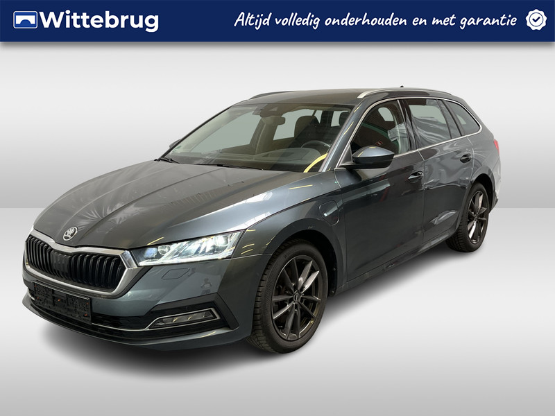 Škoda Octavia Combi 1.4 TSI iV PHEV Style