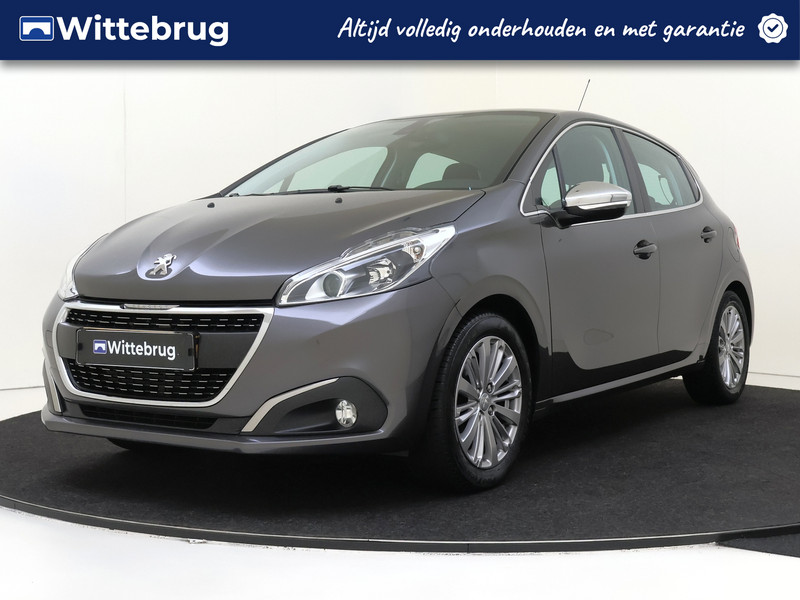Peugeot 208 1.2 PureTech Blue Lease Executive