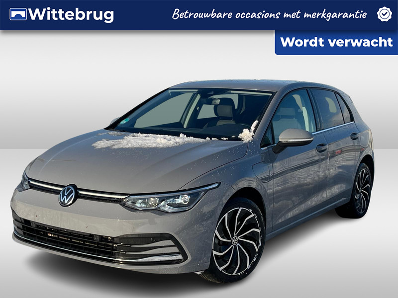 Volkswagen Golf 1.4 eHybrid DSG Style