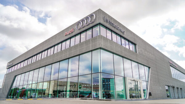 Vestiging Audi Terminal Full Image